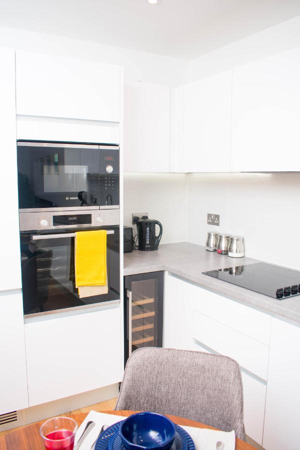 Exoticstay Apartments - Ultra Luxe Top Floor Suite - City Centre Apartment With Cube View - Smart 4K Tv With Ultrafast Wifi & Netflix Бирмингам Екстериор снимка