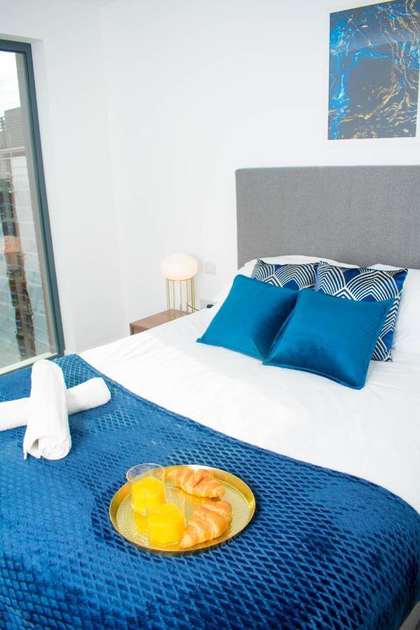 Exoticstay Apartments - Ultra Luxe Top Floor Suite - City Centre Apartment With Cube View - Smart 4K Tv With Ultrafast Wifi & Netflix Бирмингам Екстериор снимка